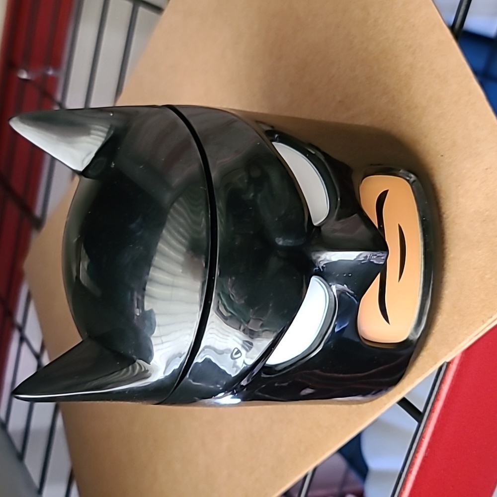 Zak! Designs Batman Head food container